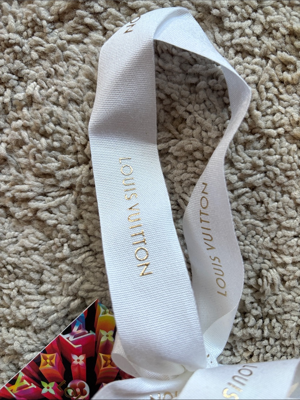 Louis Vuitton Limited Edition 2019 shopping bag & unused gift tag with ribbon - Picture 13 of 13